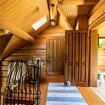 Tatil Evi Vendeghaz A Hegyen Budapeşte